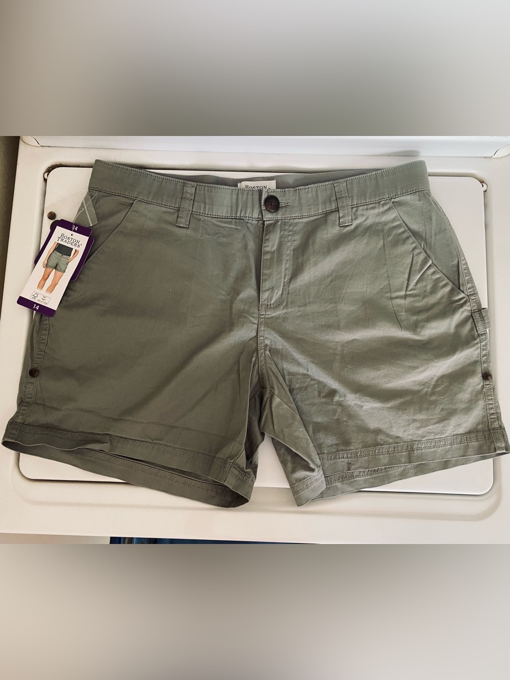 Boston Traders Olive Green Women’s Shorts NWT